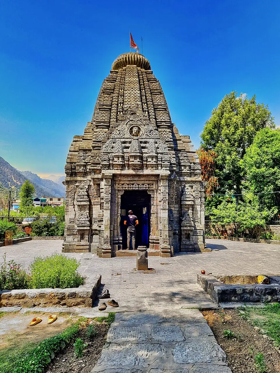Basheshwar Mahadev Temple, Bajaura