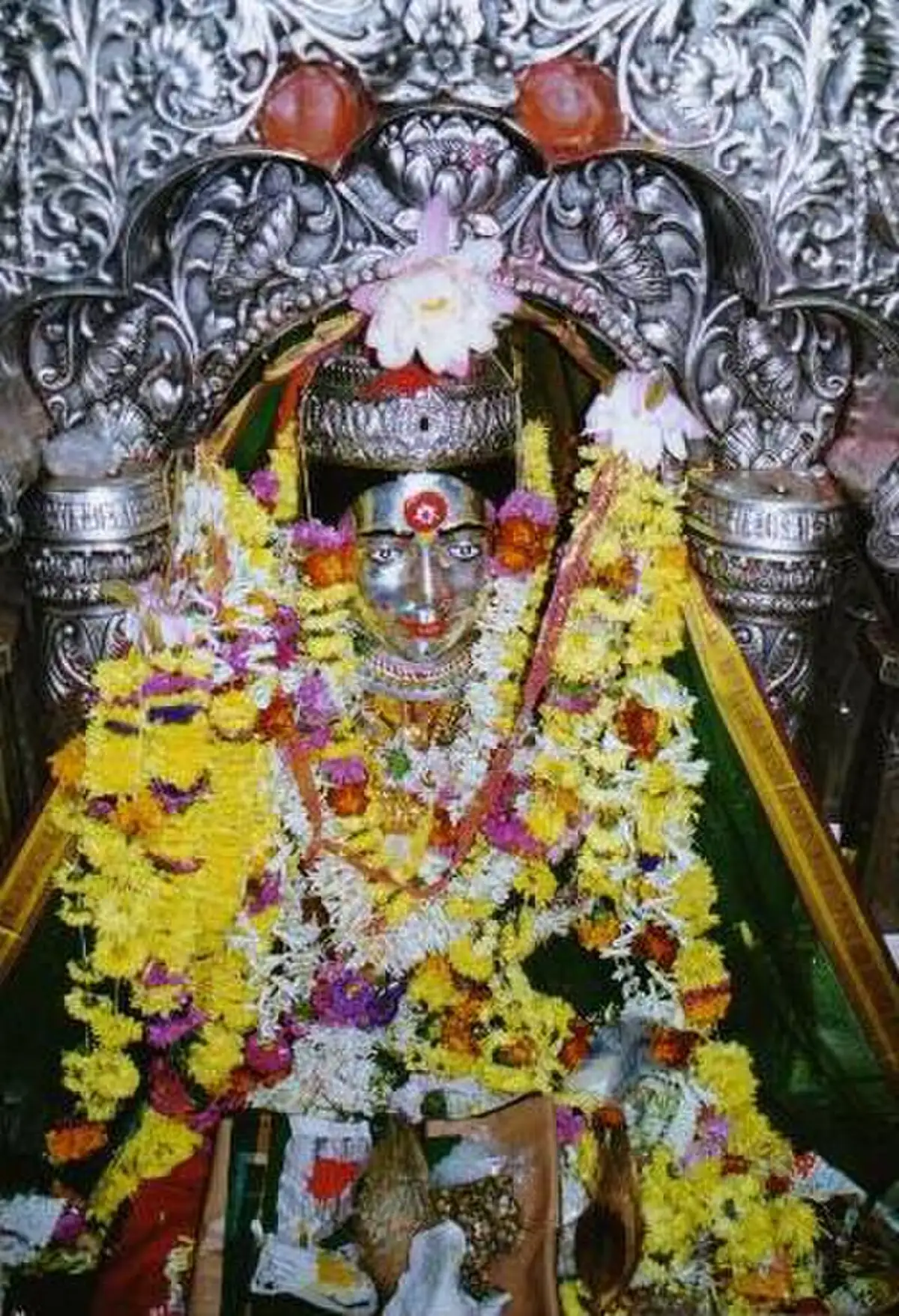 Ekvira Devi Temple, Karla