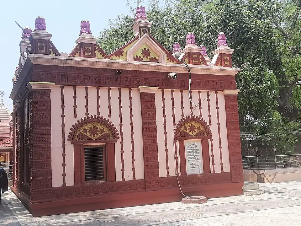 Fullara Temple, Labhpur
