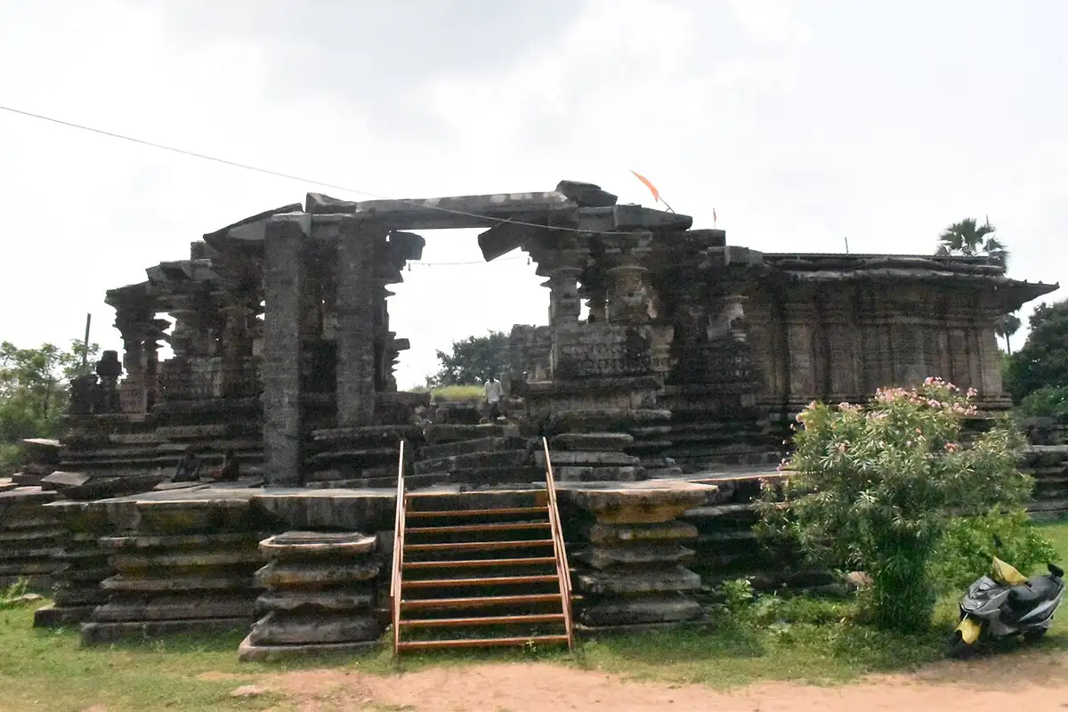 Ghanpur Group of Temples (Kota Gullu)