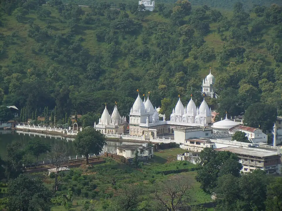 Kundalpur Jain Temples