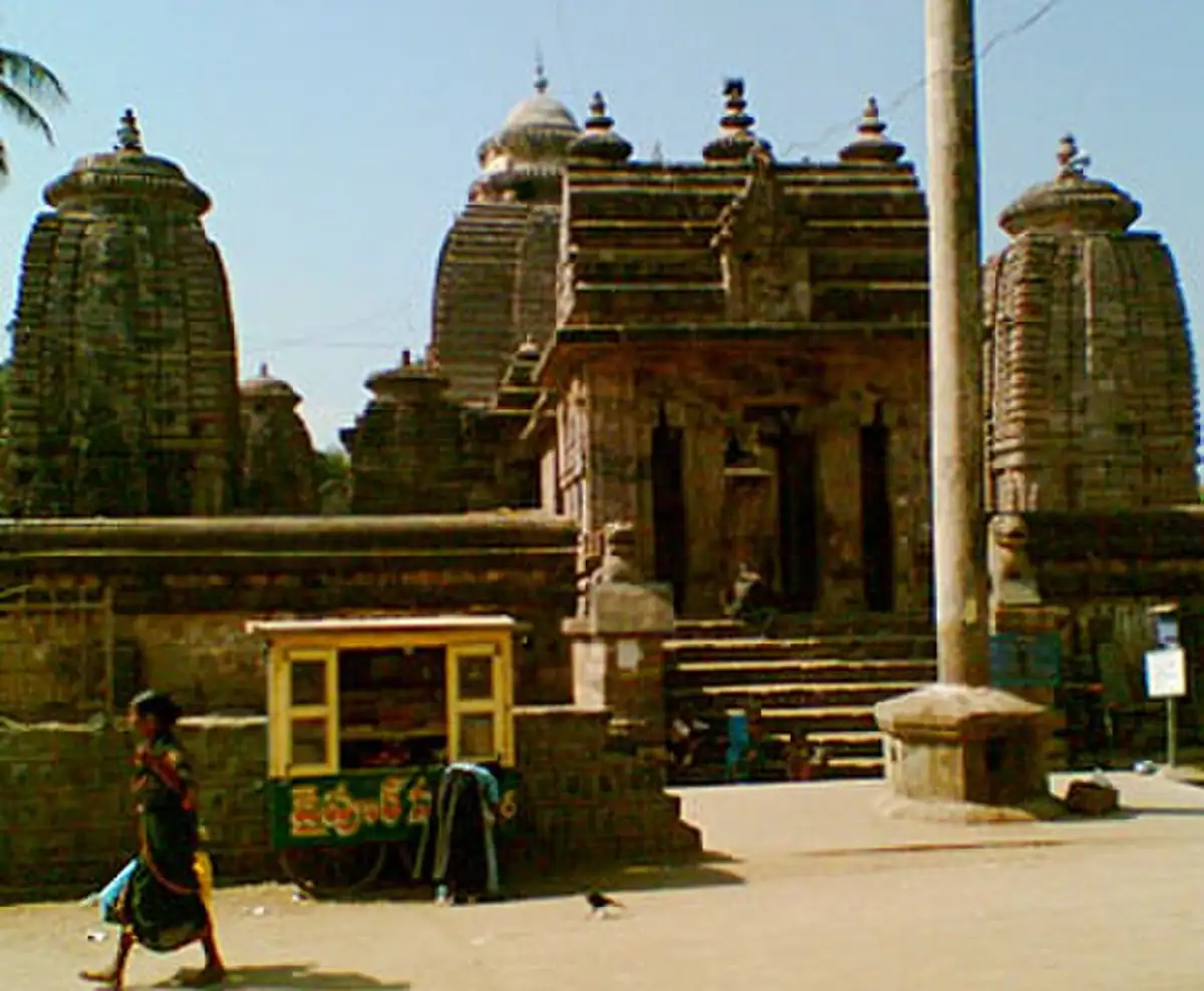 Madhukeswara Temple, Mukhalingam