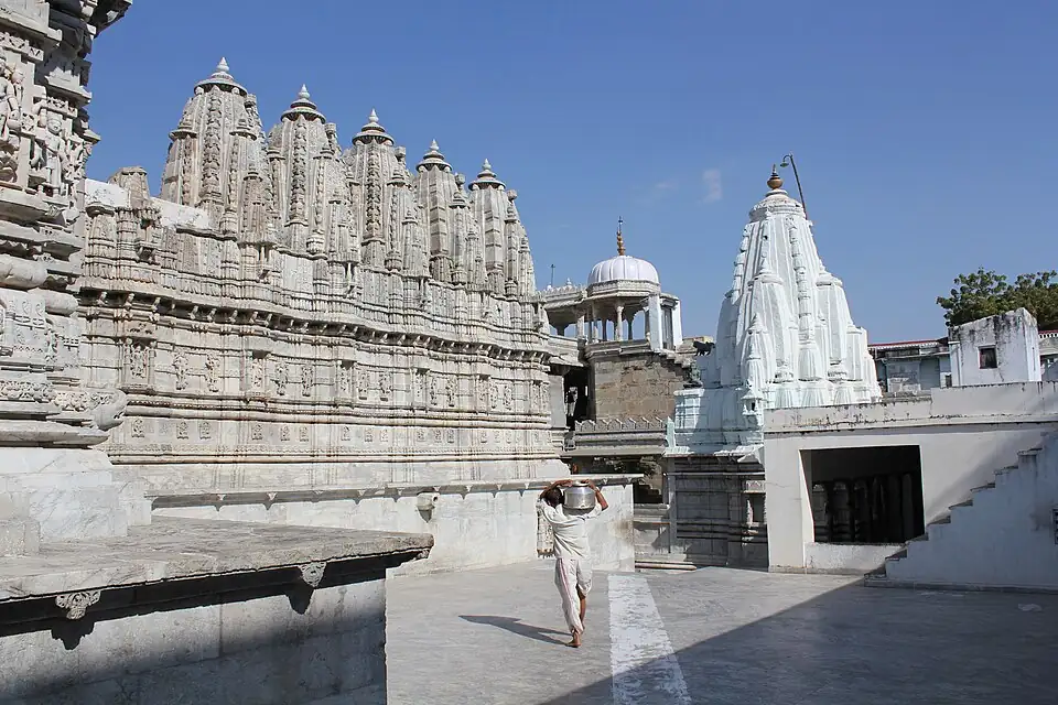 Rishabhdeo Temple, Dhulev